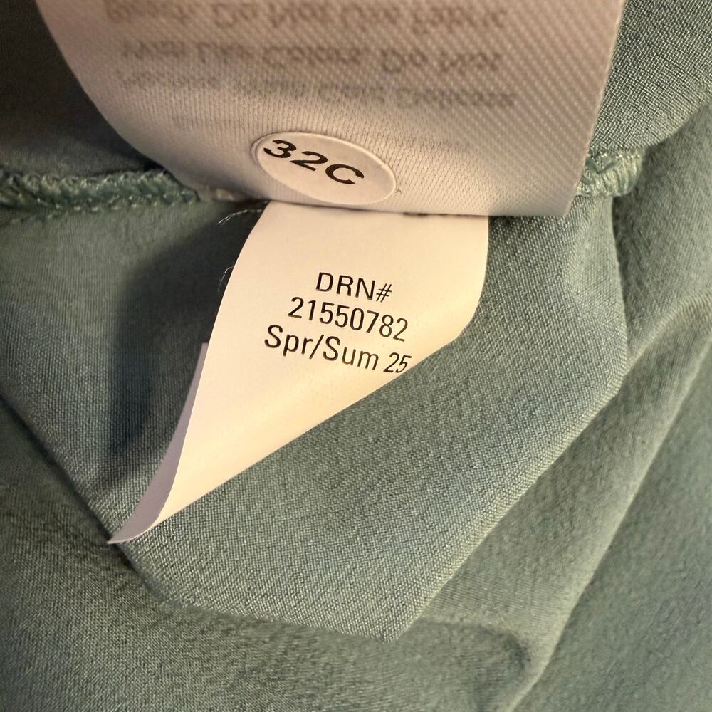 Eddie Bauer Departure 2.0 Tank V Neck UPF 50+ Hiking Dusty Loden Women’s XXL - Picture 8 of 10